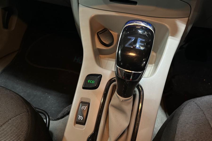 Renault ZOE Photo autoimg-51a9dbb6470978a5816ad34db0f025d78264c9ec.jpg