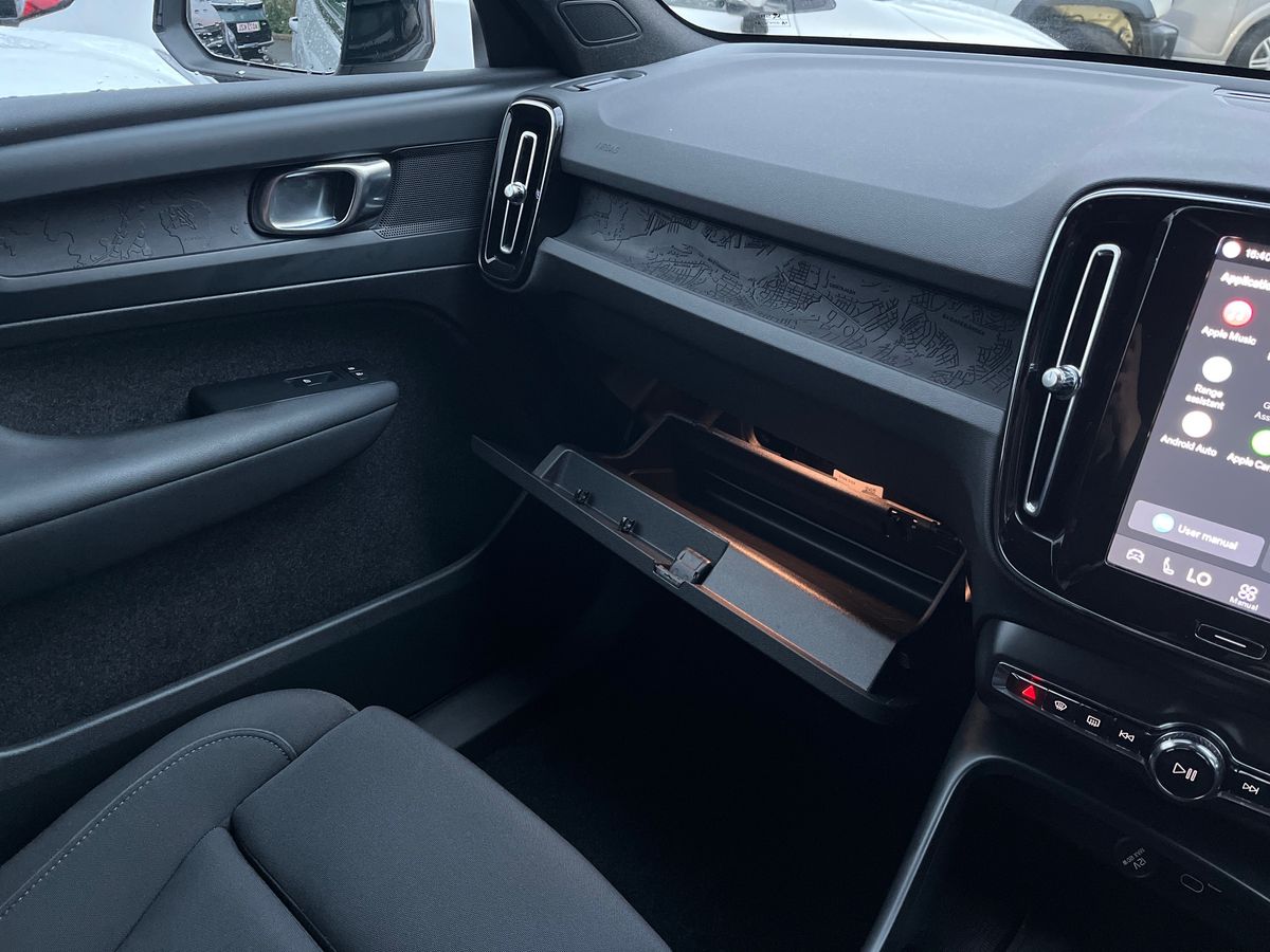 Volvo XC40 Photo 29