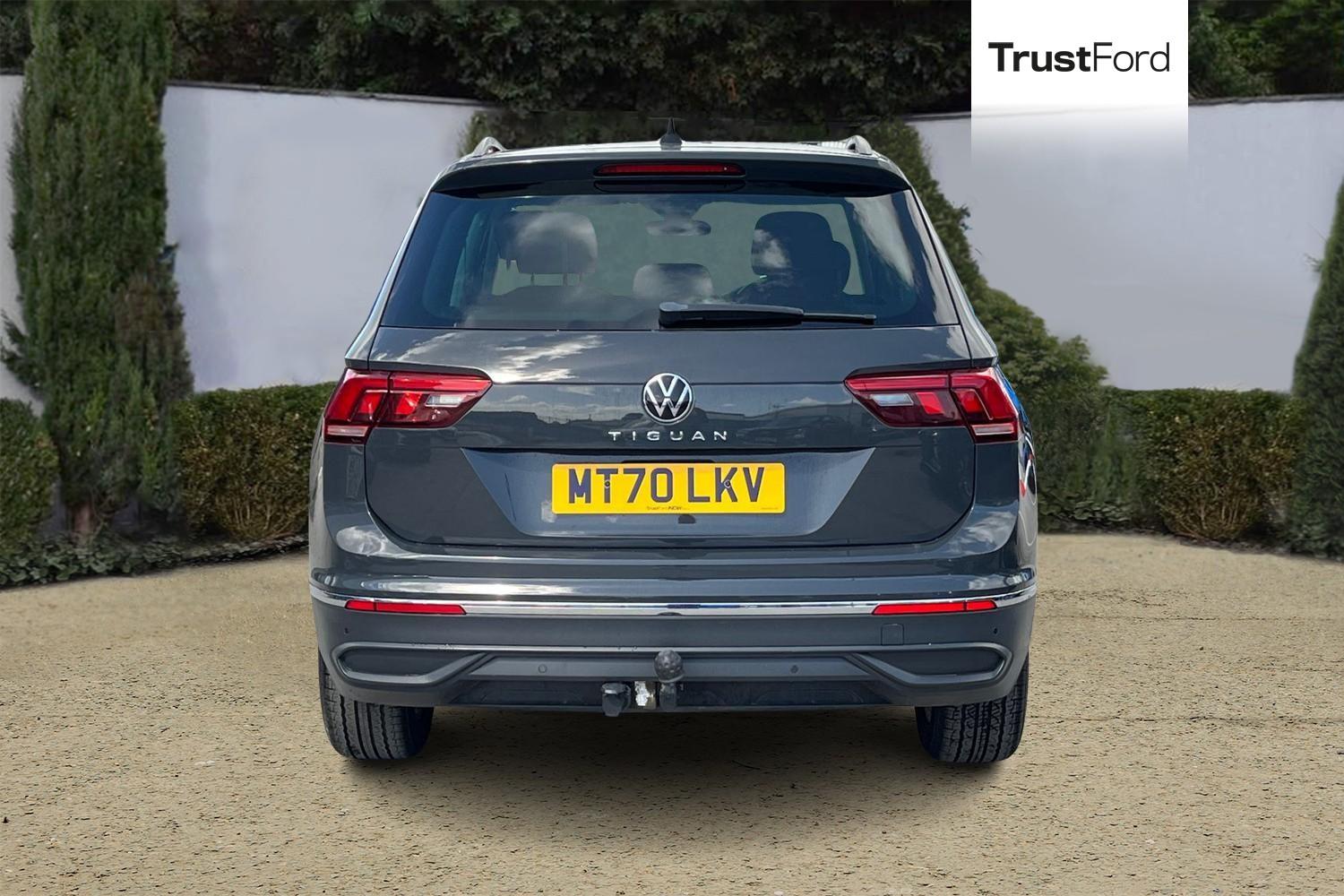 Volkswagen Tiguan Photo 6