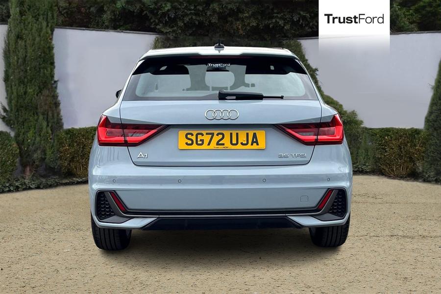 Audi A1 Photo autoimg-51aba5b7fc337cea03876a737ee18ab553e7785d.jpg