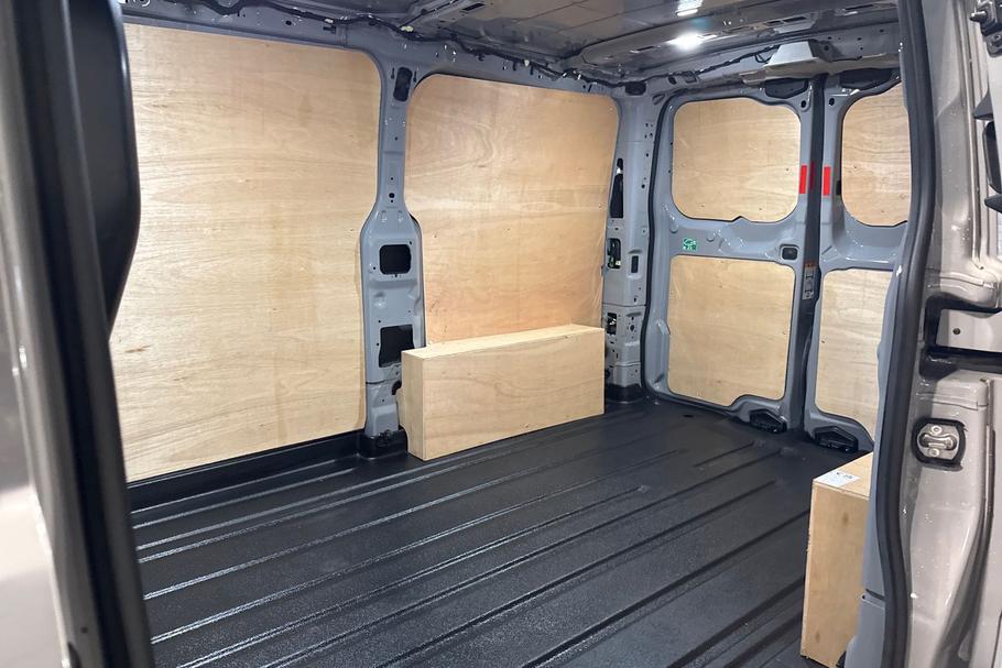 Used Ford E-TRANSIT CUSTOM WR75HZD 4