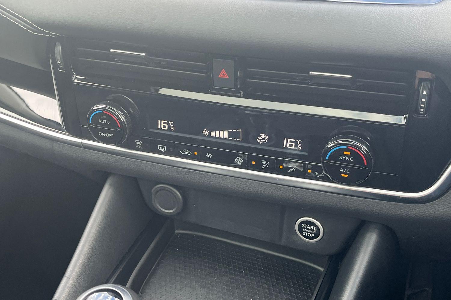 Nissan QASHQAI Photo 32