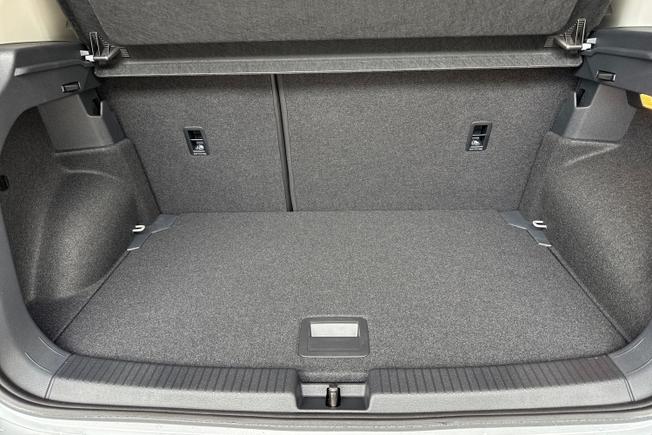 Volkswagen T-Cross Photo 12