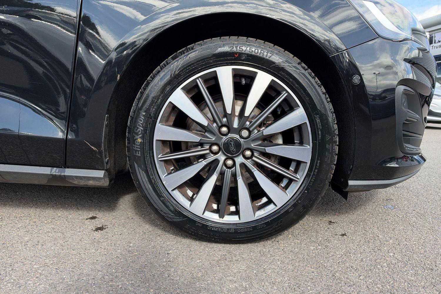 Ford FOCUS Photo 7