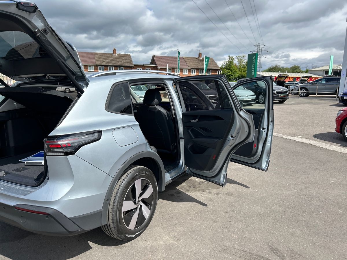 Volkswagen Tiguan Photo autoimg-51b57337890a81331c7de99854c8568e57d2c414.jpg