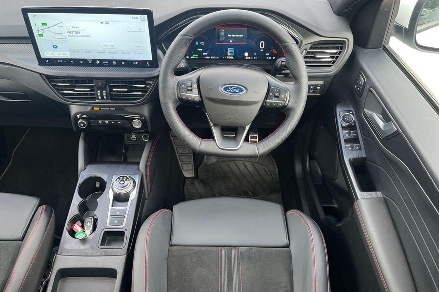 Ford KUGA Photo autoimg-51b63dcfbb7dda3ad4112306a359c427eed3a295.jpg