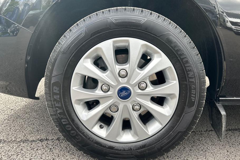 Used FORD TRANSIT CUSTOM YH24OTN 24