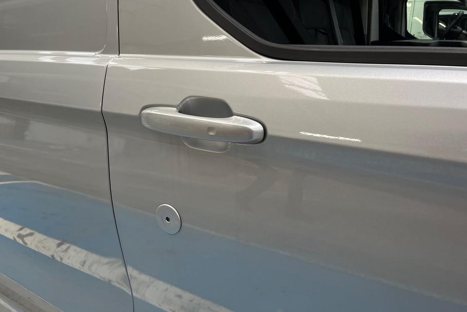 Used Ford TRANSIT CUSTOM WO25ULE 22