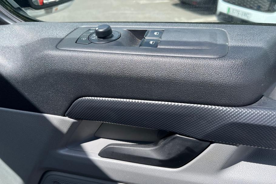 Used Ford TRANSIT CUSTOM WP75FXH 23