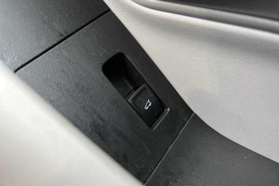 Used Ford Explorer 31