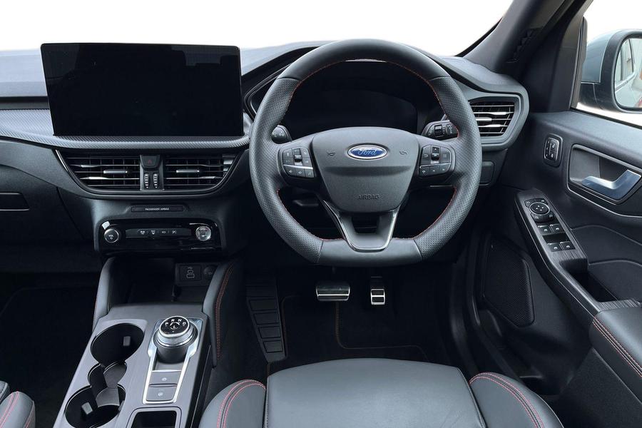 Ford KUGA Photo autoimg-51c495b8082c9d6408a7a847864e04deecd28c42.jpg