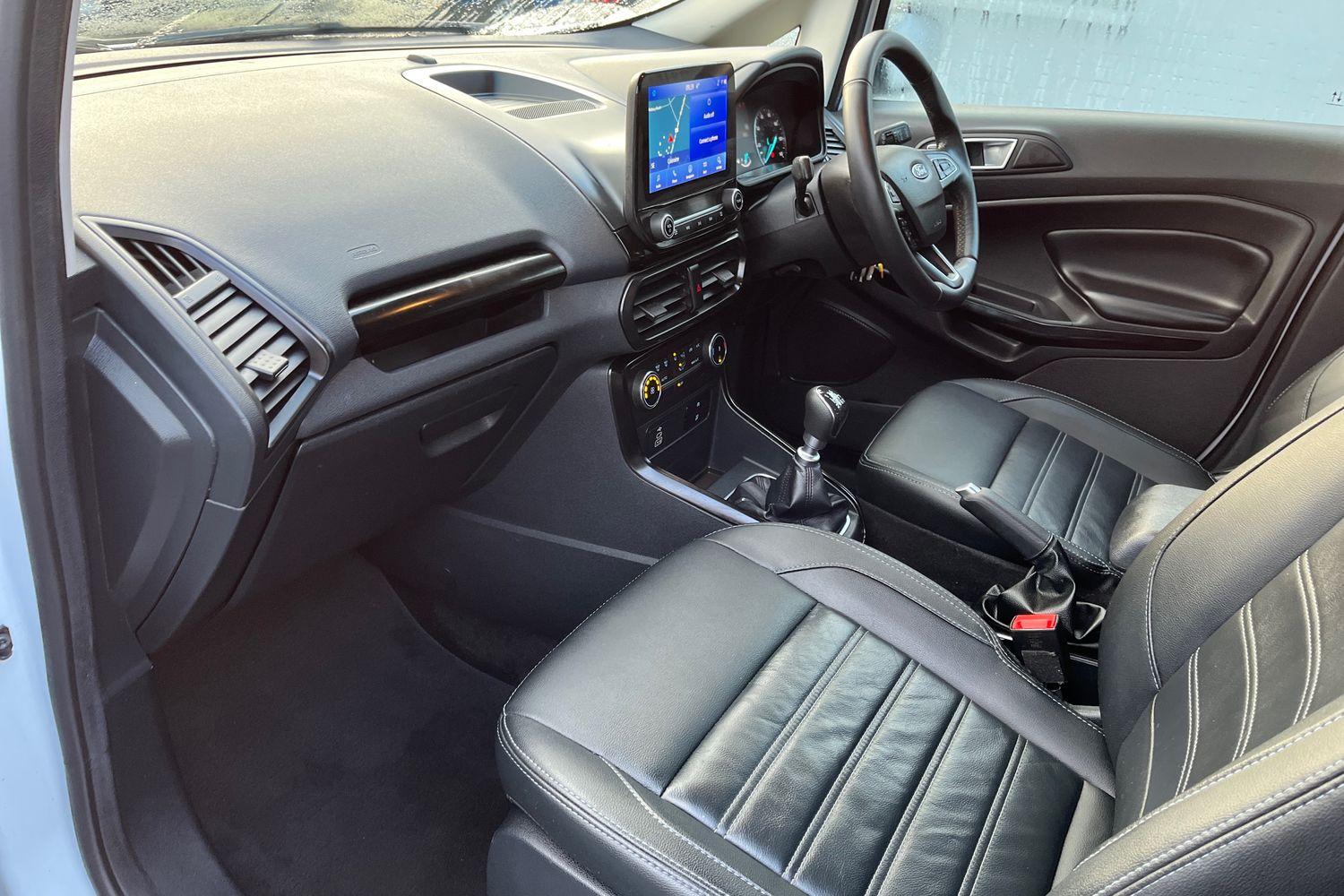 Ford ECOSPORT Photo 17