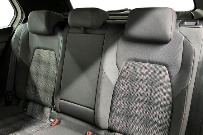 VOLKSWAGEN Golf Photo 9