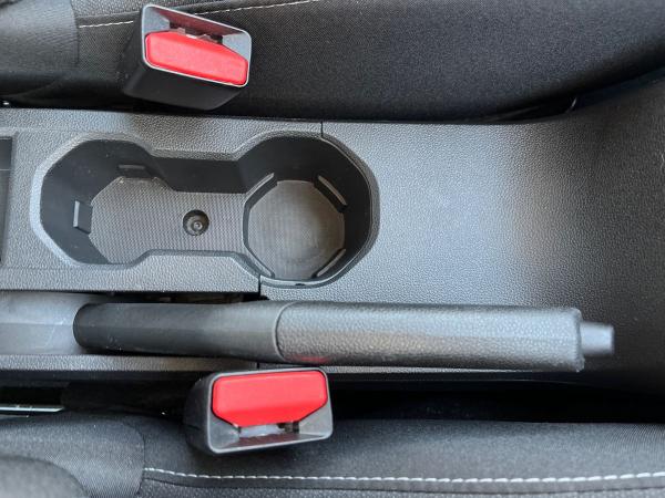 Dacia Sandero Stepway Photo autoimg-51c8b42c93227f5ec00f0ec899f8297ba4404c93.jpg
