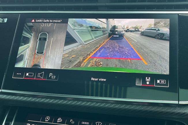 Audi RSQ8 Photo 22
