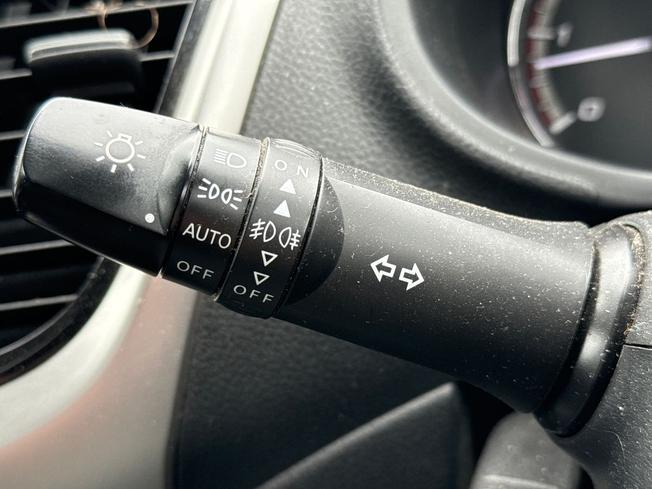 MITSUBISHI L200 Photo 51