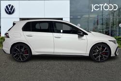 Volkswagen Golf Photo 4