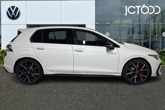 Volkswagen Golf Photo 4