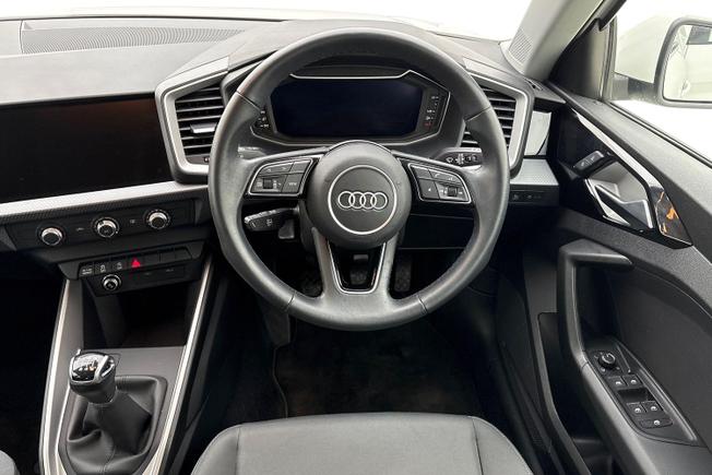 AUDI A1 Photo 11
