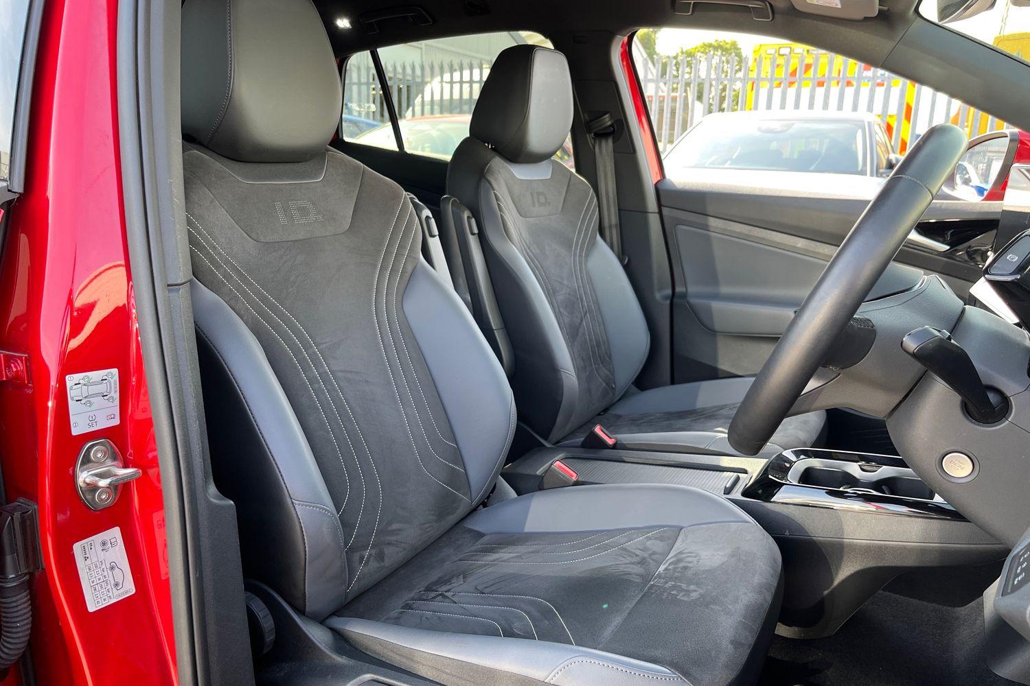 Volkswagen ID.5 Photo 16