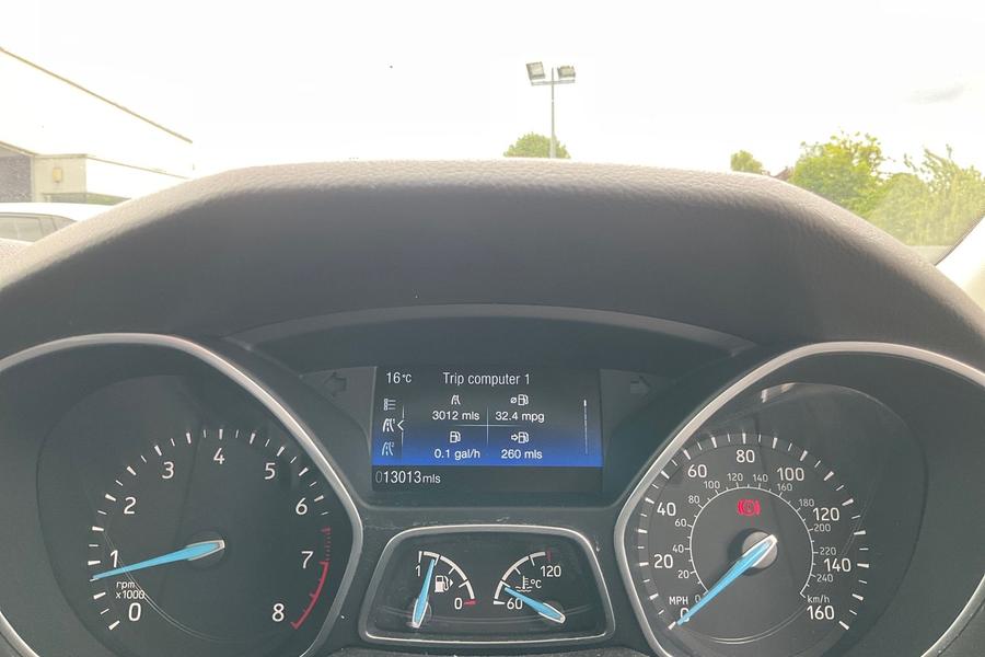 Ford FOCUS Photo autoimg-51d635f7880093b7fe8bb71baccbcac444a5cd0e.jpg