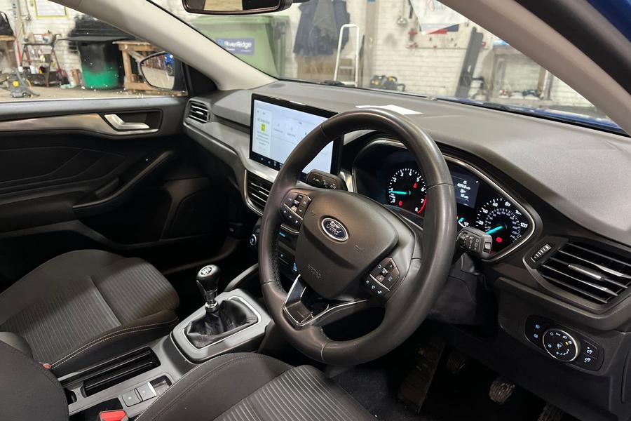 Ford FOCUS Photo autoimg-51d6e809a4e176fd03448b07d71a90b96fef4efd.jpg
