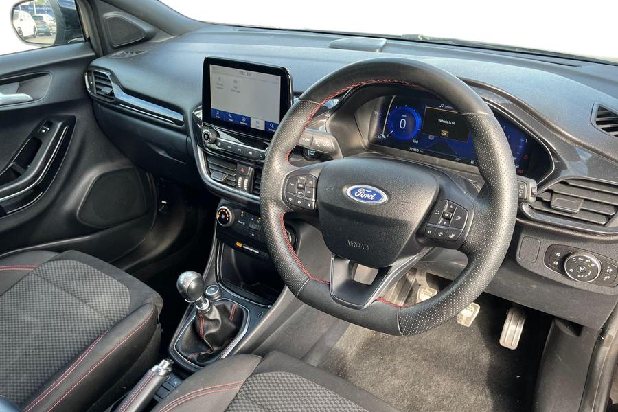 Ford PUMA Photo autoimg-51da961a4c44ae95d438cb680ce1a0c90f91a0e9.jpg