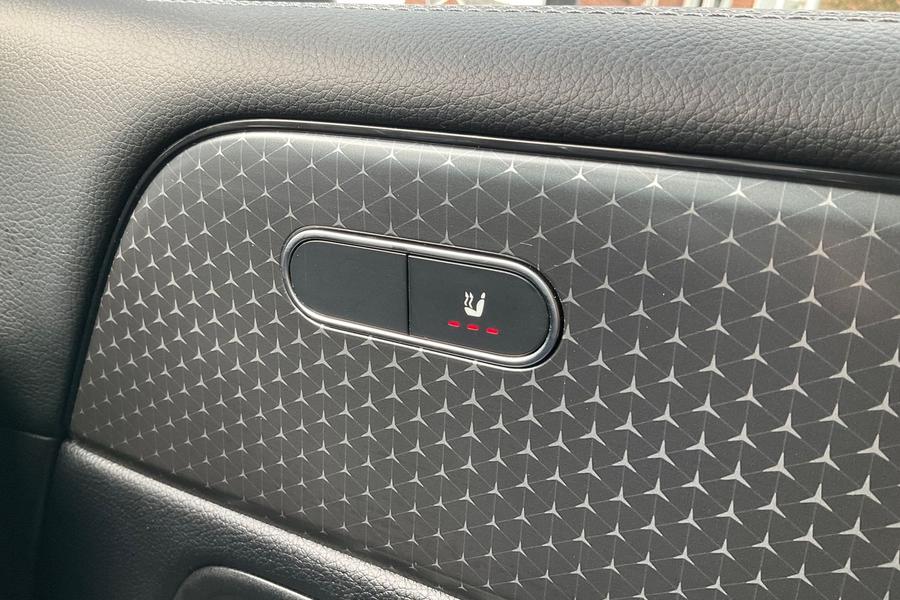 Mercedes-Benz GLB Photo autoimg-51dde7c2b2eff8dfb951d6d1a996075dbb9463bc.jpg