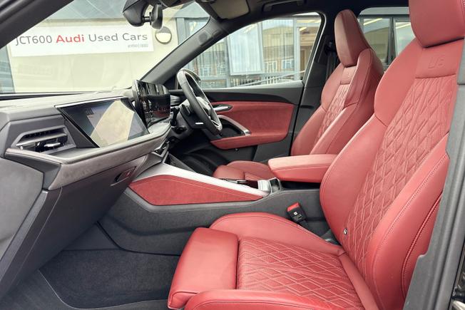 AUDI SQ5 Photo 45