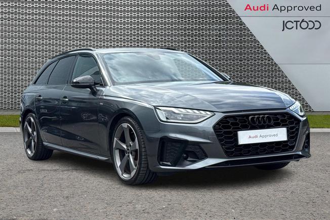 AUDI A4 Avant Photo 1