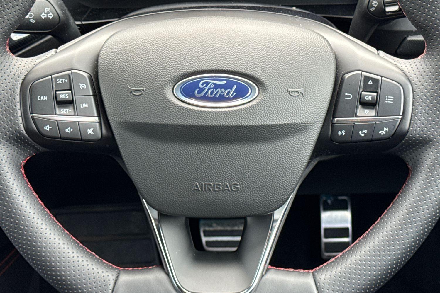 Ford FOCUS Photo 11