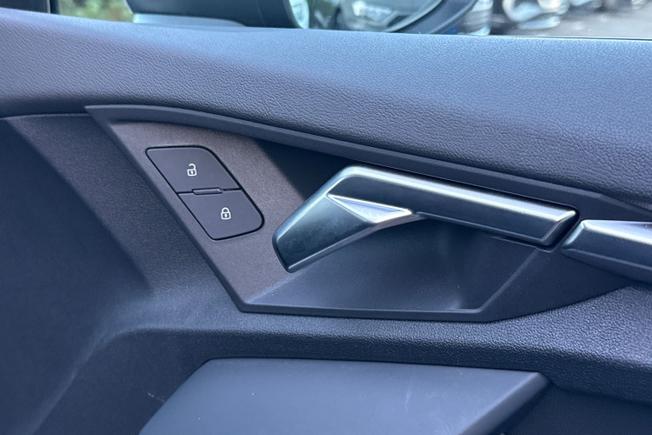 AUDI A3 Photo 32