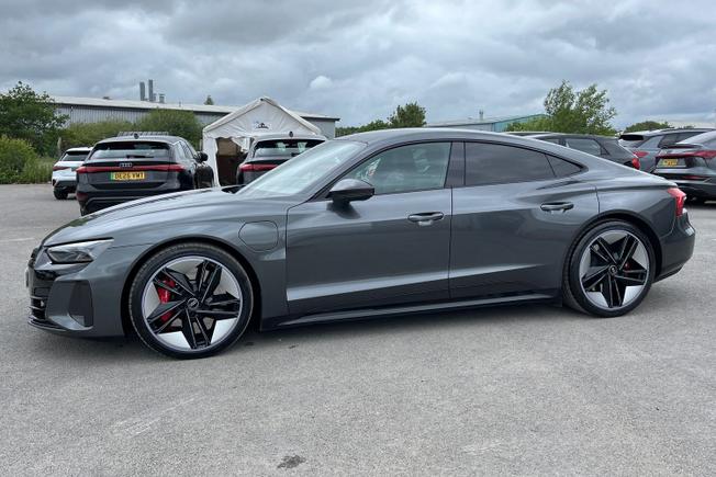 AUDI Rs E-Tron Gt Photo 26