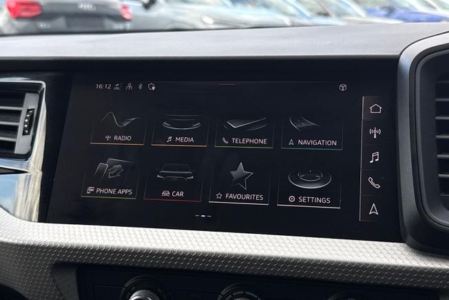 AUDI A1 Photo 14