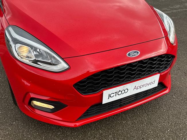 FORD Fiesta Photo 30