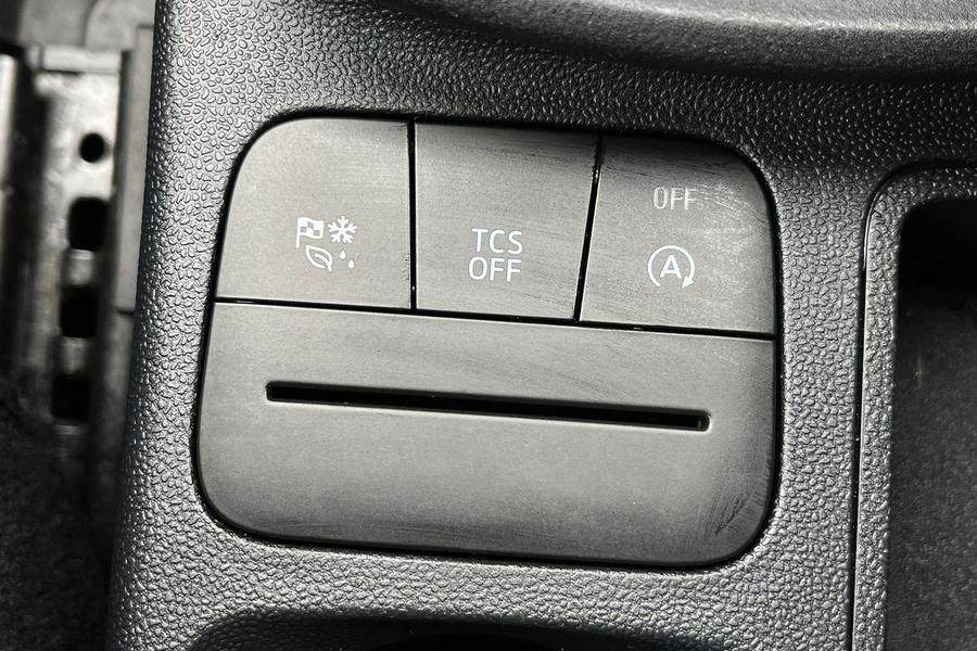 Ford PUMA Photo autoimg-51ef1927bde2ad2bced99f119d588050f947b42a.jpg