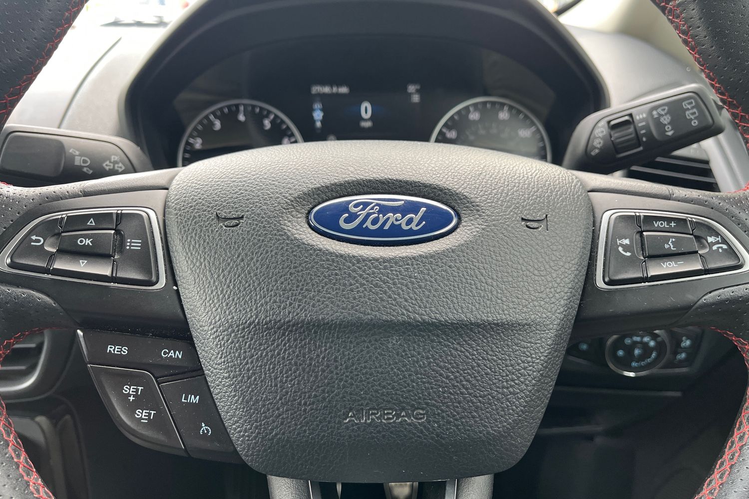 Ford ECOSPORT Photo 28