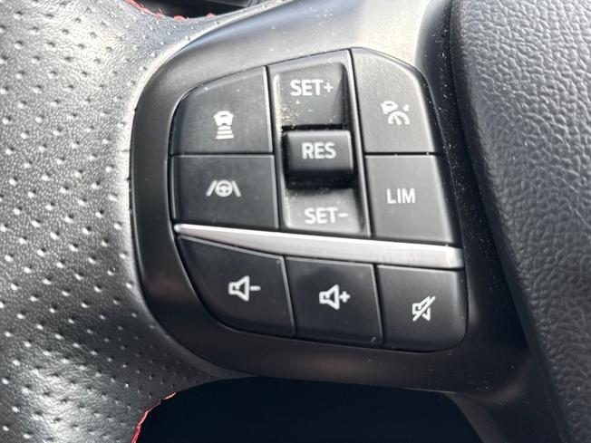 FORD Kuga Photo 16
