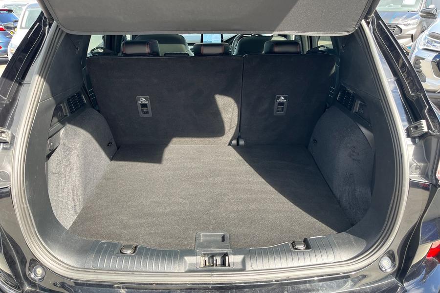 Ford KUGA Photo autoimg-51f871763436aabe86ab9001b1adb8bcc42b5360.jpg