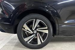 VOLKSWAGEN Touareg Photo 5