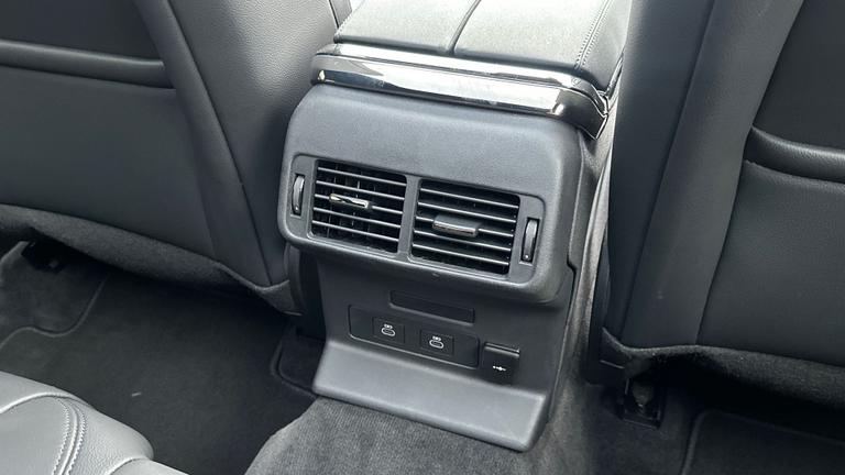 Used Land Rover Range Rover Velar WG74UHL 18