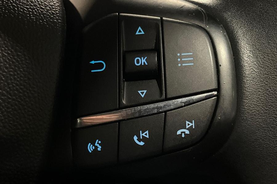 Ford FIESTA Photo autoimg-51fe3b2a1552ce1ddb94b2eb5786e2d8ea50efb9.jpg