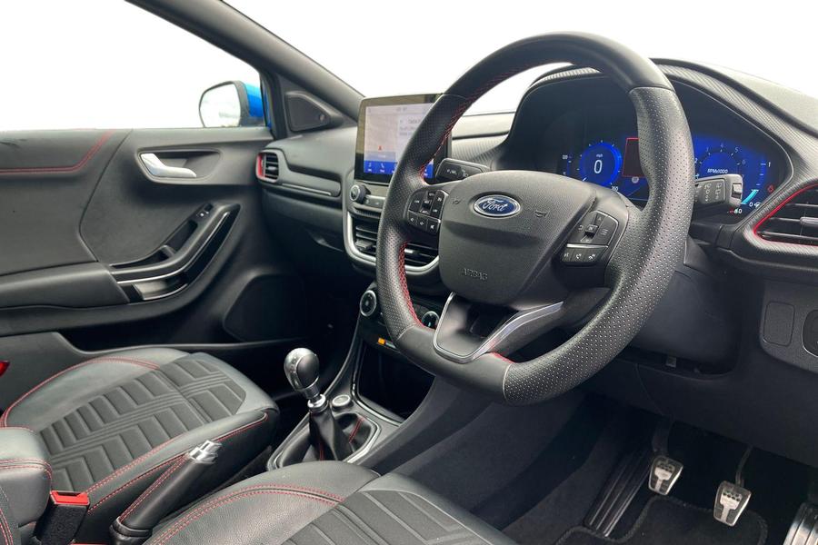 Ford PUMA Photo autoimg-52008b8694390ba0ed1fb9491a8bf746e03d61cd.jpg