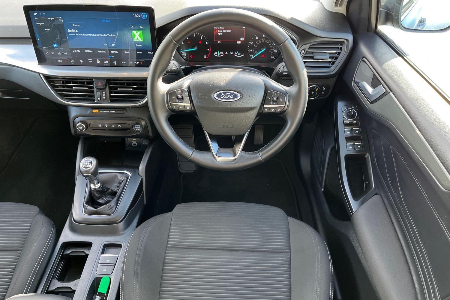 Ford FOCUS Photo 10