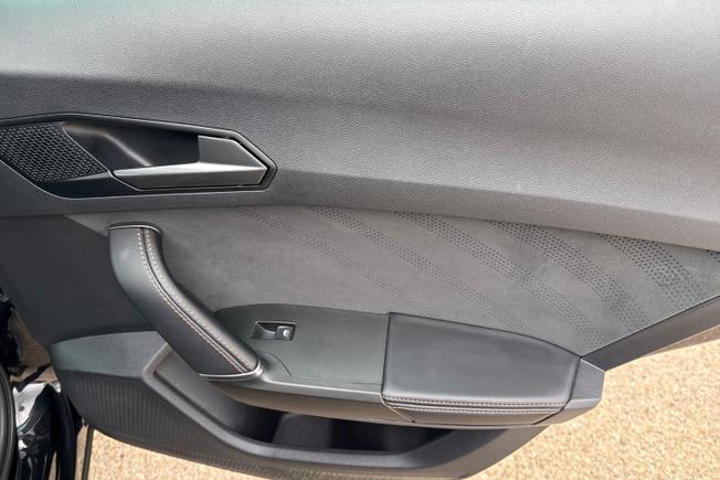 CUPRA Formentor Photo 37