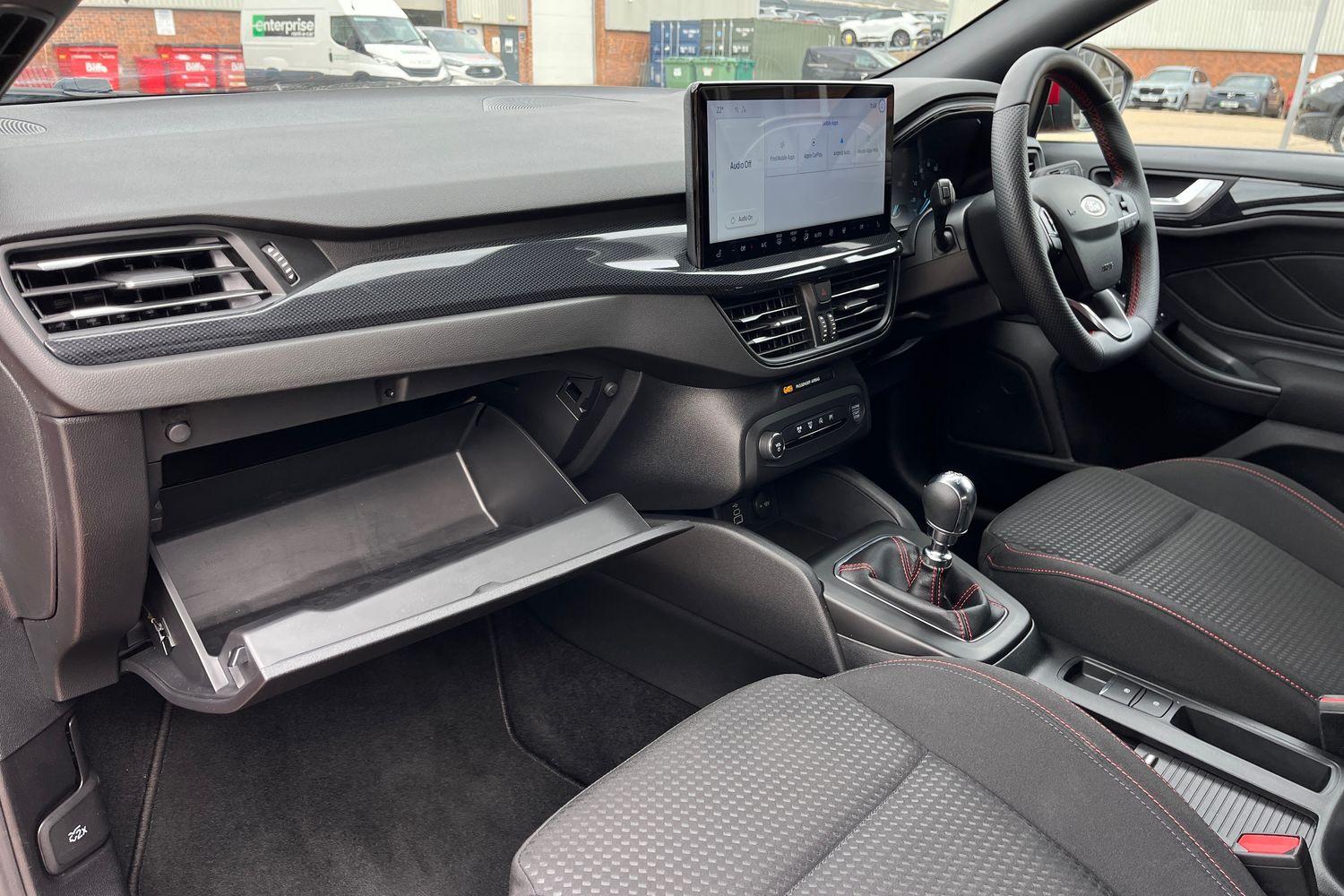 Ford Focus Photo 36