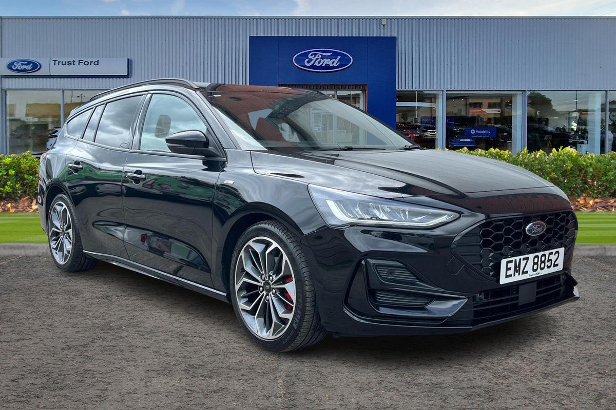 Ford Focus listing photo