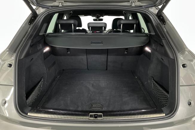 AUDI Q5 Photo 12