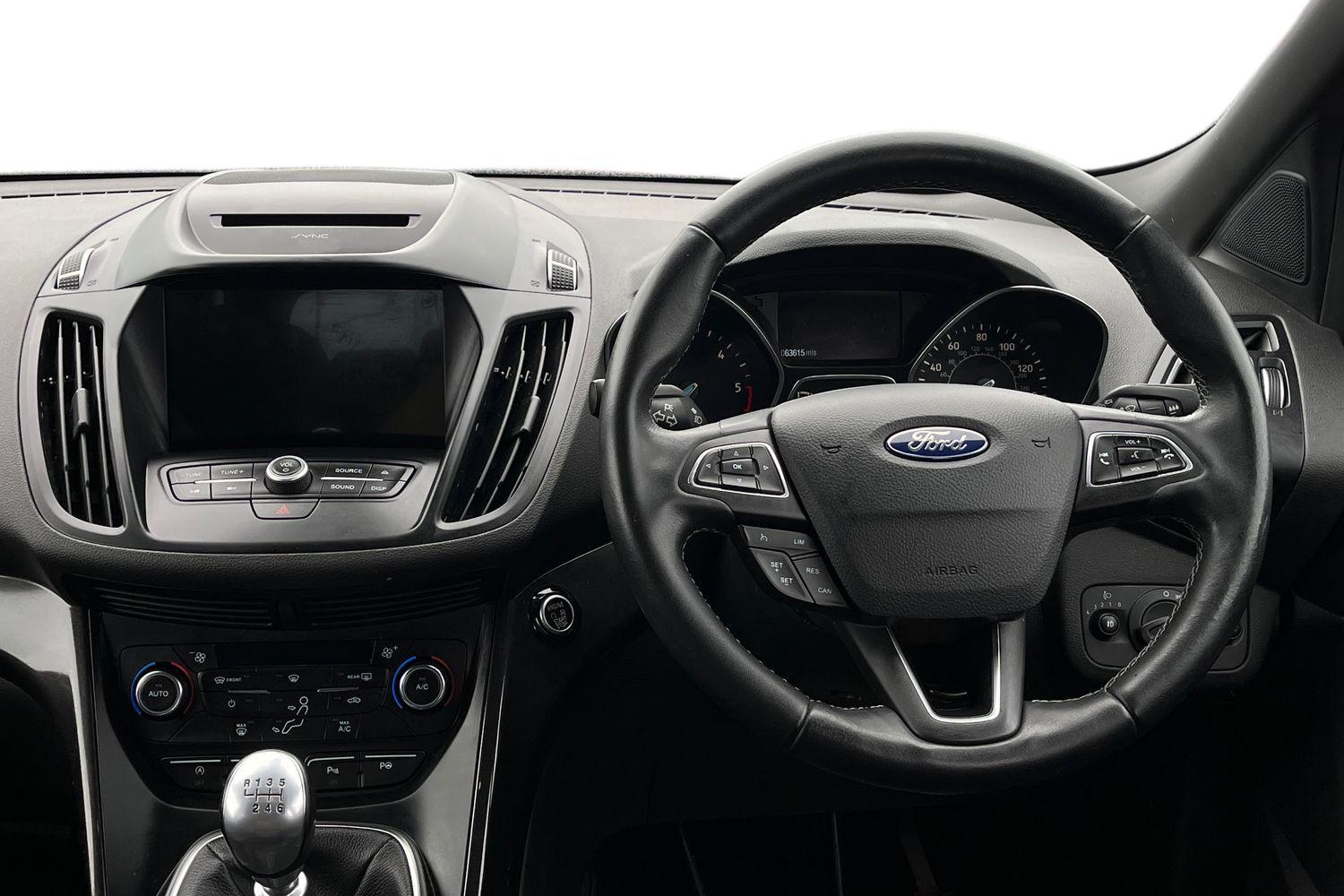 Ford KUGA Photo 10