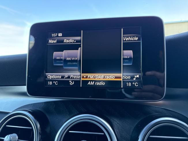 MERCEDES-BENZ Glc Photo 13